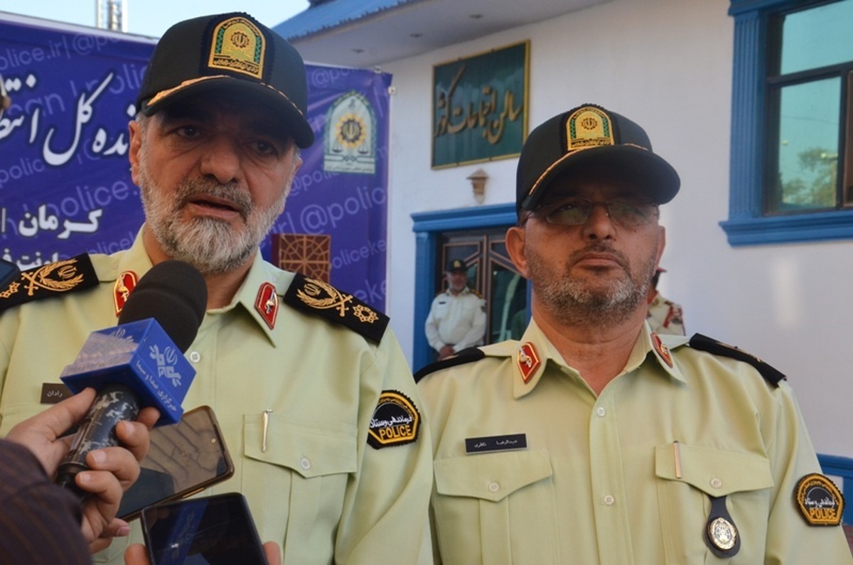 فرمانده انتظامی کل کشور با تاکید بر تلاش مضاعف مجموعه انتظامی برای کاهش سوانح و تلفات رانندگی، یک بار دیگر از مردم خواست پلیس را در حوزه‌های ماموریتی همراهی و در کف میدان عمل ارزیابی کنند.