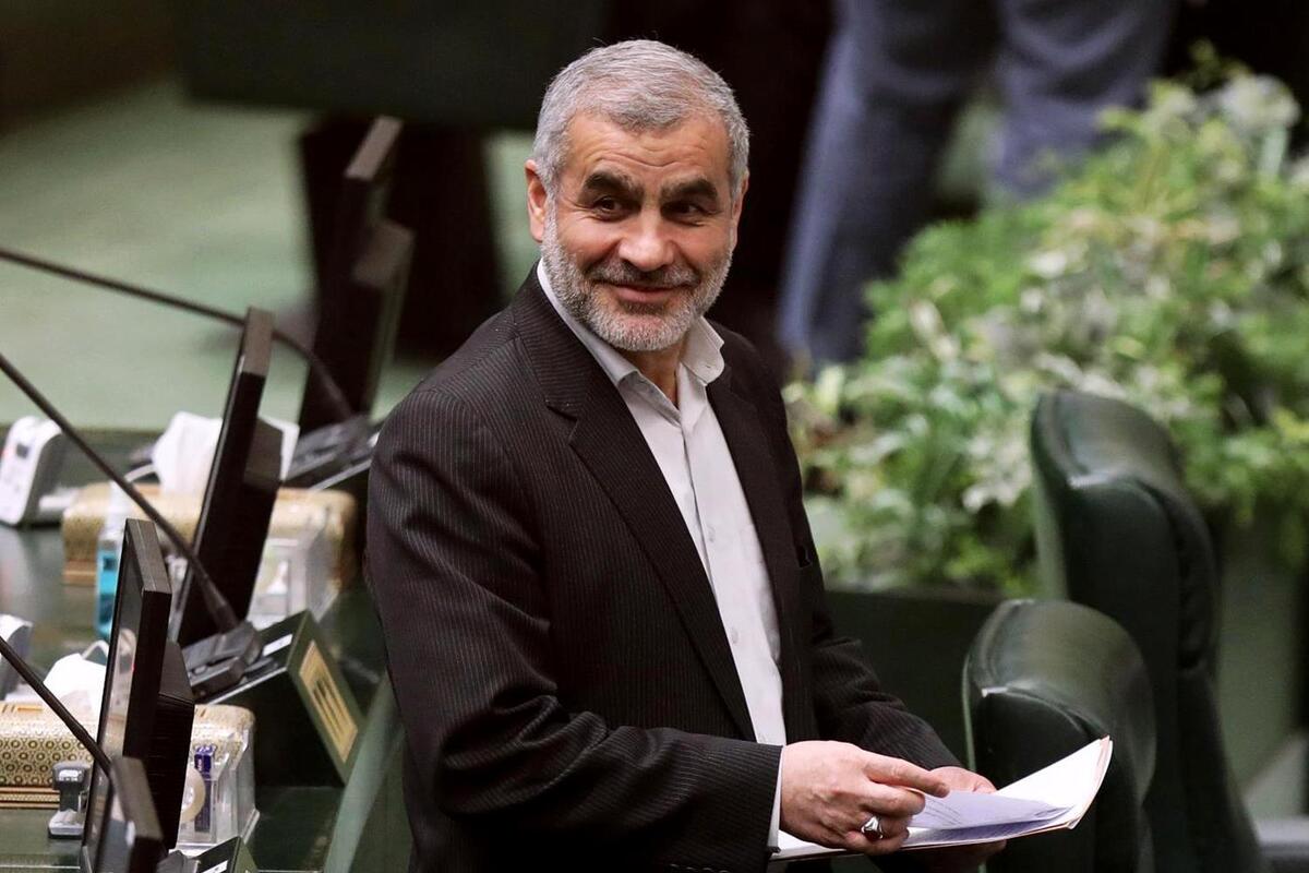 نایب رئیس مجلس با بیان این‌که در مجلس شورای اسلامی پیگیر مطالبات و مشکلات شهرداری‌ها هستیم، گفت: هفته گذشته با معاون اول رئیس جمهور جلسه‌ای داشتیم و خواستار تحقق درآمد ماده ۲۳ قانون شهرداری‌ها شدیم.