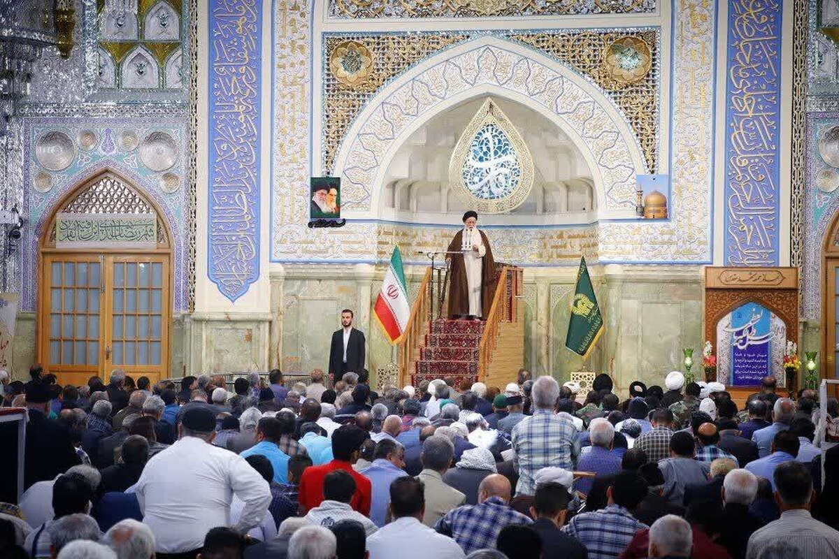 نماینده ولی فقیه در استان خراسان رضوی گفت: این‌طور نمی‌شود که کسی ادعا کند فضای مجازی لازم نیست یا باید آن را به‌کل تعطیل کرد. این دنیا، دنیای ارتباطات و فناوری اطلاعات است و اکنون که کسب و معیشت مردم در گرو زیرساخت‌های فضای مجازی قرار گرفته، نباید صورت‌مسئله را پاک کرد.