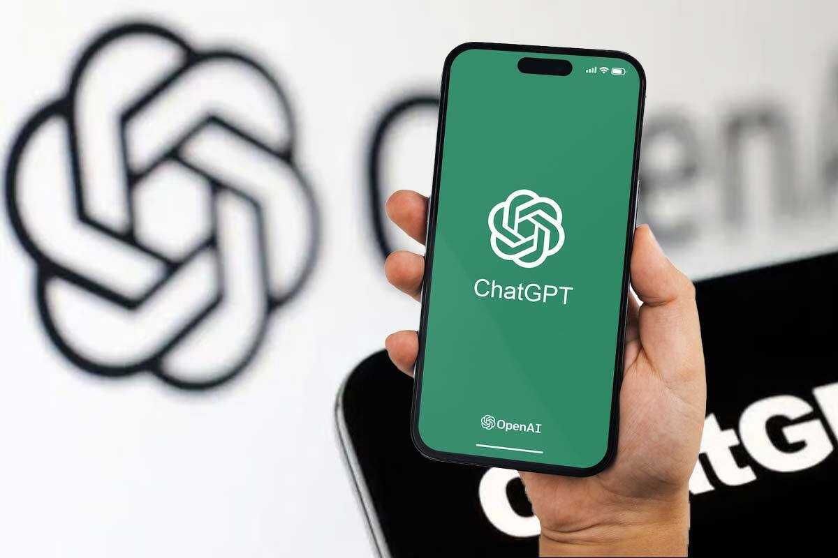 OpenAI به طور رسمی اپلیکیشن مستقل ChatGPT مستقل را برای کاربران iOS منتشر کرده است که دانلود و استفاده از آن رایگان است.