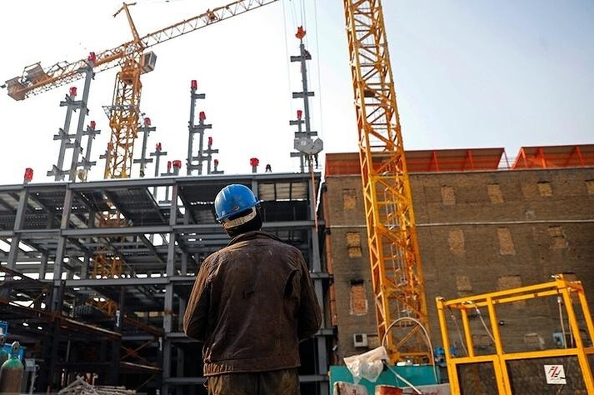 در ارتباط با مصوبه غیرقانونی کمیسیون ماده ۵ شهر تهران برای احداث هتل ۳۰ طبقه واقع در ولنجک، سازمان بازرسی طی نامه هشداری به وزیر راه و شهرسازی و رئیس شورای‌عالی معماری و شهرسازی، شهردار تهران و وزیر کشور خواستار توقف عملیات اجرا و ابطال مصوبه مزبور شد.