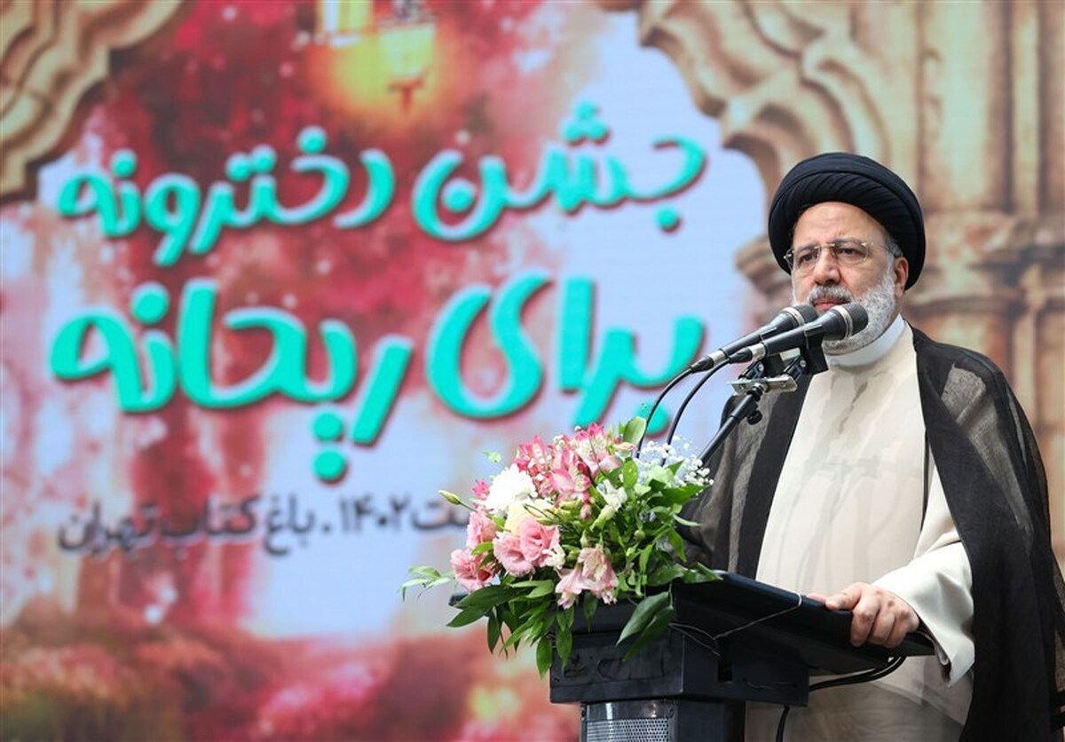 رئیس جمهور:  اسلام برای زنان حقوق و جایگاه شایسته و واقعی قائل است