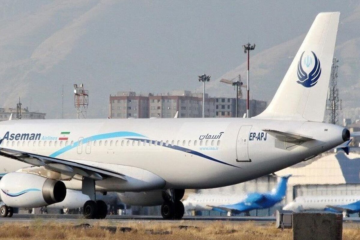 مدیر روابط عمومی فرودگاه های خراسان رضوی گفت: با نقص مجدد هواپیمایی بوئینگ هواپیمایی آسمان به فاصله ۱۲ ساعت، این بار پرواز مشهد به یزد این شرکت هواپیمایی از مبدا فرودگاه مشهد دچار تاخیر شد.