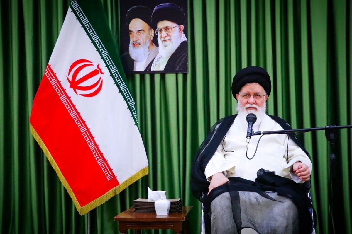 نماینده ولی فقیه در استان خراسان رضوی گفت: در استان علی ابن موسی‌الرضا (ع) بسیار هستند روستا‌های محرومی که حتی از نعمت آب شرب بی‌بهره هستند. اگر خیران در این عرصه به میدان بیایند، به ازای هر سلامی که هنگام نوشیدن آب به امام حسین (ع) گفته می‌شود، وجود اقدس حضرت سیدالشهدا (ع) به شما نظر خواهد کرد.
