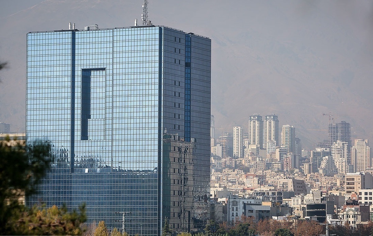 رئیس جمهور لایحه تقویت اختیارات بانک مرکزی را برای انجام تشریفات قانونی به مجلس ارسال کرد.