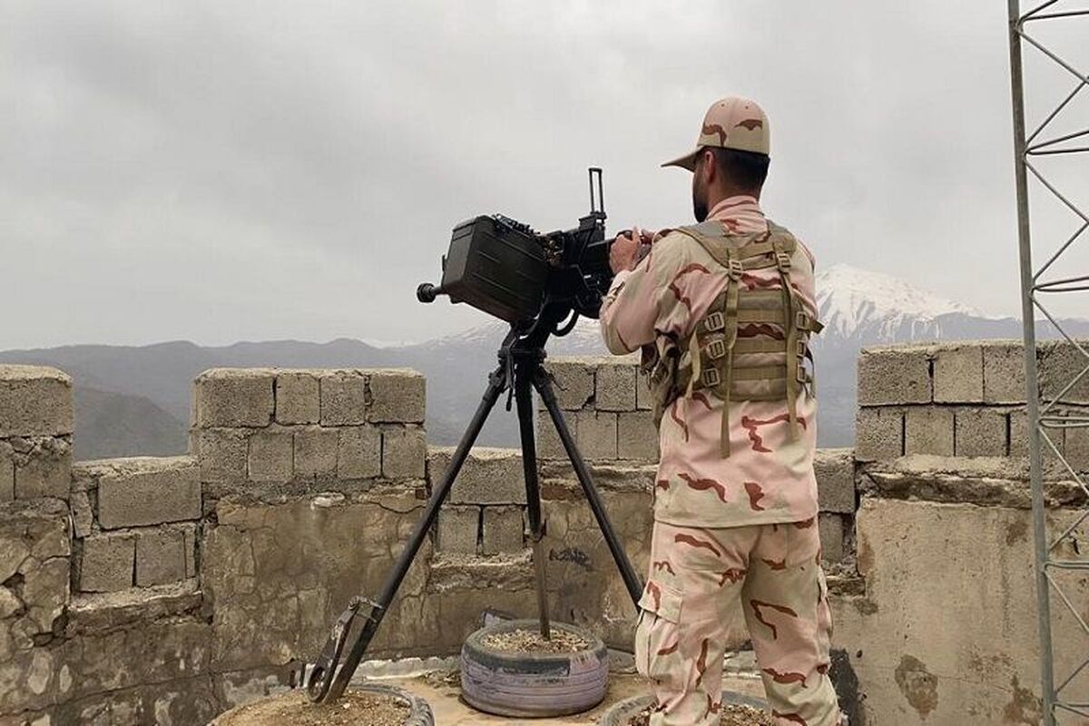 درپی درگیری مرزبانان با یک گروهک تروریستی در برجک مزه‌سر سراوان، ۵ مرزبان مرز به شهادت رسیدند.