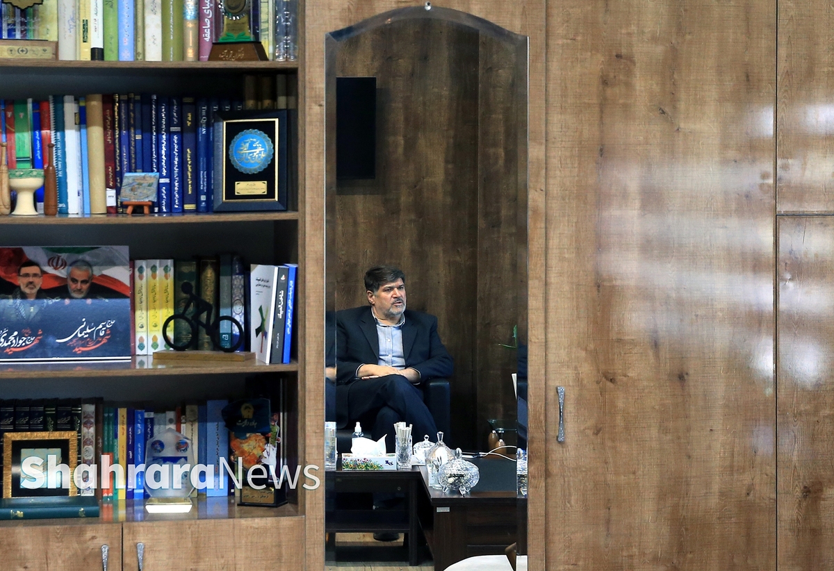 ظهر امروز (یکشنبه ۳۱ اردیبهشت ماه ۱۴۰۲) خبری در فضای مجازی منتشر شد که حاکی از برکناری علی اکبرهاشمی جواهری بعنوان مدیرکل ورزش و جوانان استان خراسان رضوی بود.
