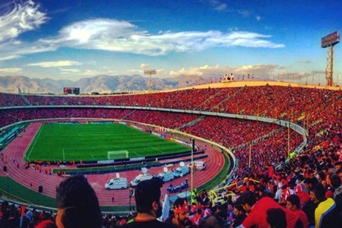 باشگاه پرسپولیس میزبانی را با شرایط جدید می خواهد.