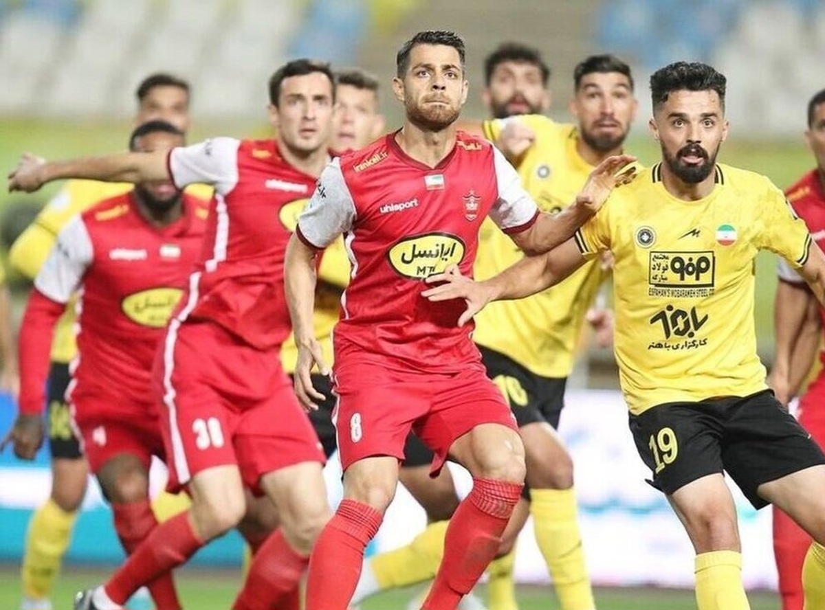 ۳ هفته به پایان لیگ برتر باقی مانده و شانس پرسپولیس از سپاهان و استقلال برای قهرمانی بیشتر شده‌است.