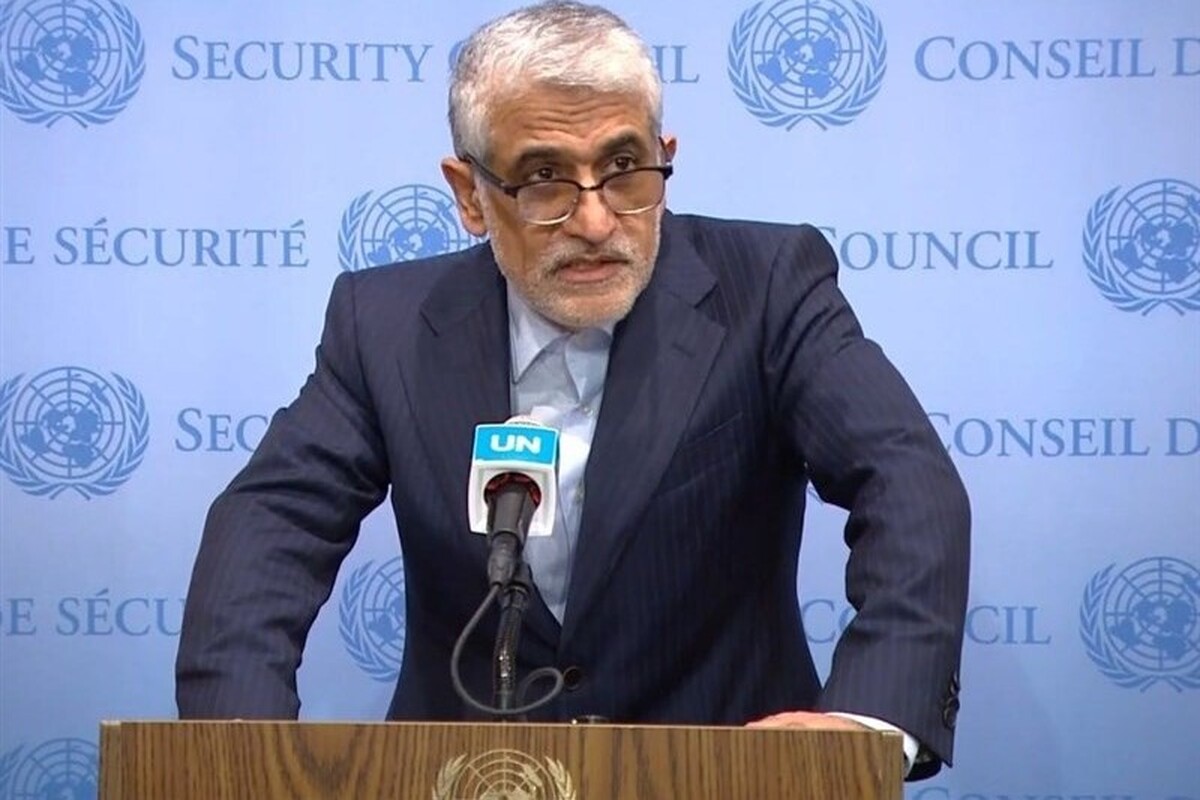 سفیر ایران در سازمان ملل گفت: خروج یک‌جانبه آمریکا از برجام، اعمال مجدد تحریم‌های ضدایرانی، اجبار کشور‌ها به مشارکت در این اقدامات غیرقانونی و سرپیچی از تصمیمات دیوان بین المللی دادگستری نمونه‌های بارز یک‌جانبه گرایی است که منشور سازمان ملل را تضعیف و چندجانبه گرایی را تهدید می‌کند.