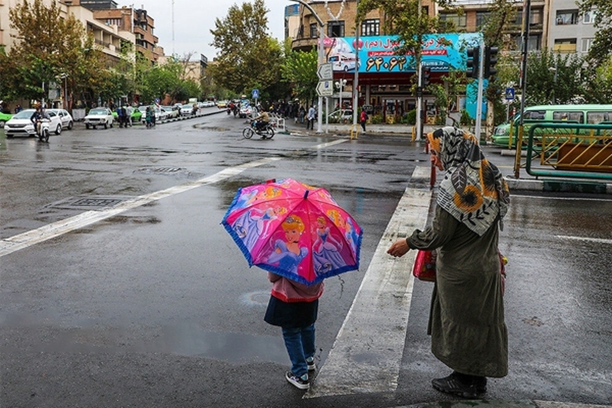 سازمان هواشناسی با صدور هشدار خسارت به محصولات کشاورزی ۷ استان از ورود سامانه بارشی جدید به کشور طی روز یکشنبه ۱۰ اردیبهشت‌ماه آینده خبر داد.