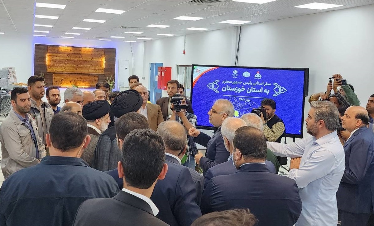 فاز یک شرکت پالایش هویزه خلیج فارس در سفر استانی دولت مردمی به خوزستان و با حضور رئیس‌جمهور، به‌صورت رسمی راه‌اندازی شد.