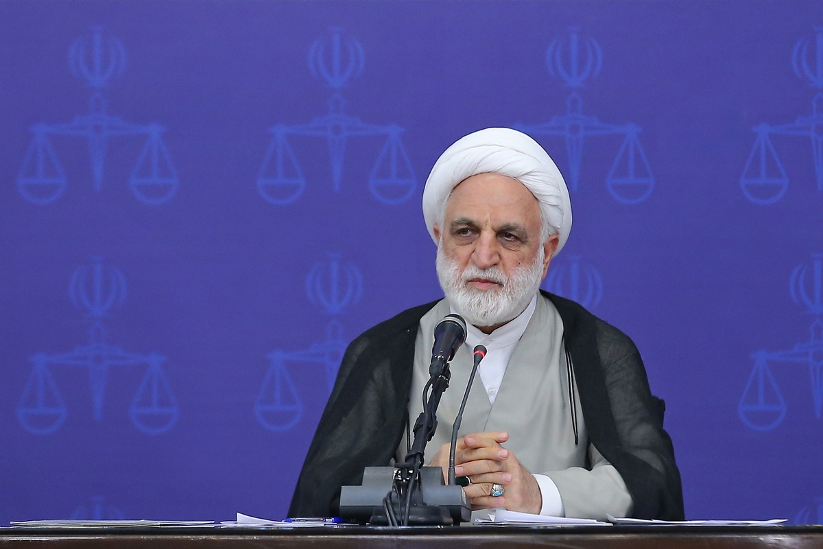 هجدهمین جلسه قرارگاه پیگیری فرامین مقام معظم رهبری در قوه قضاییه با حضور حجت‌الاسلام محسنی‌اژه‌ای و سایر مقامات عالی دستگاه قضا برگزار شد.