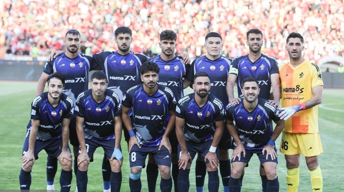 تیم فوتبال پیکان درحالی همچنان درلیگ برتر باقی مانده که در ۳۰ هفته فقط ۱۲ گل زده در کارنامه دارد.