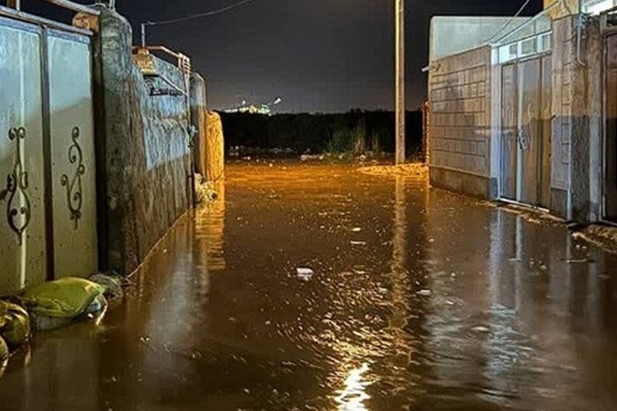 مدیرکل مدیریت بحران استانداری اردبیل گفت: سیلاب امروز، آب شرب شهر گرمی و 15 روستای این شهرستان را قطع کرده است.