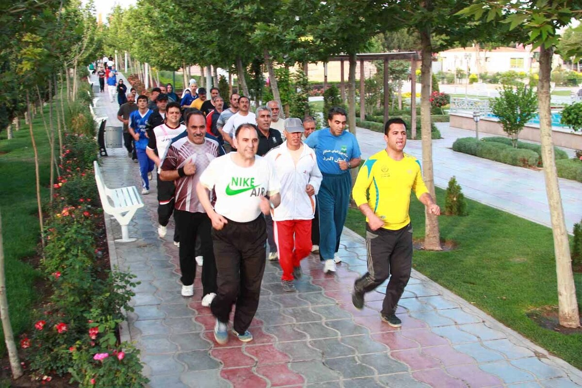 درباره اهمیت ورزش همگانی که سبب ترشح هورمون‌های شادی و نشاط در بدن می‌شود.