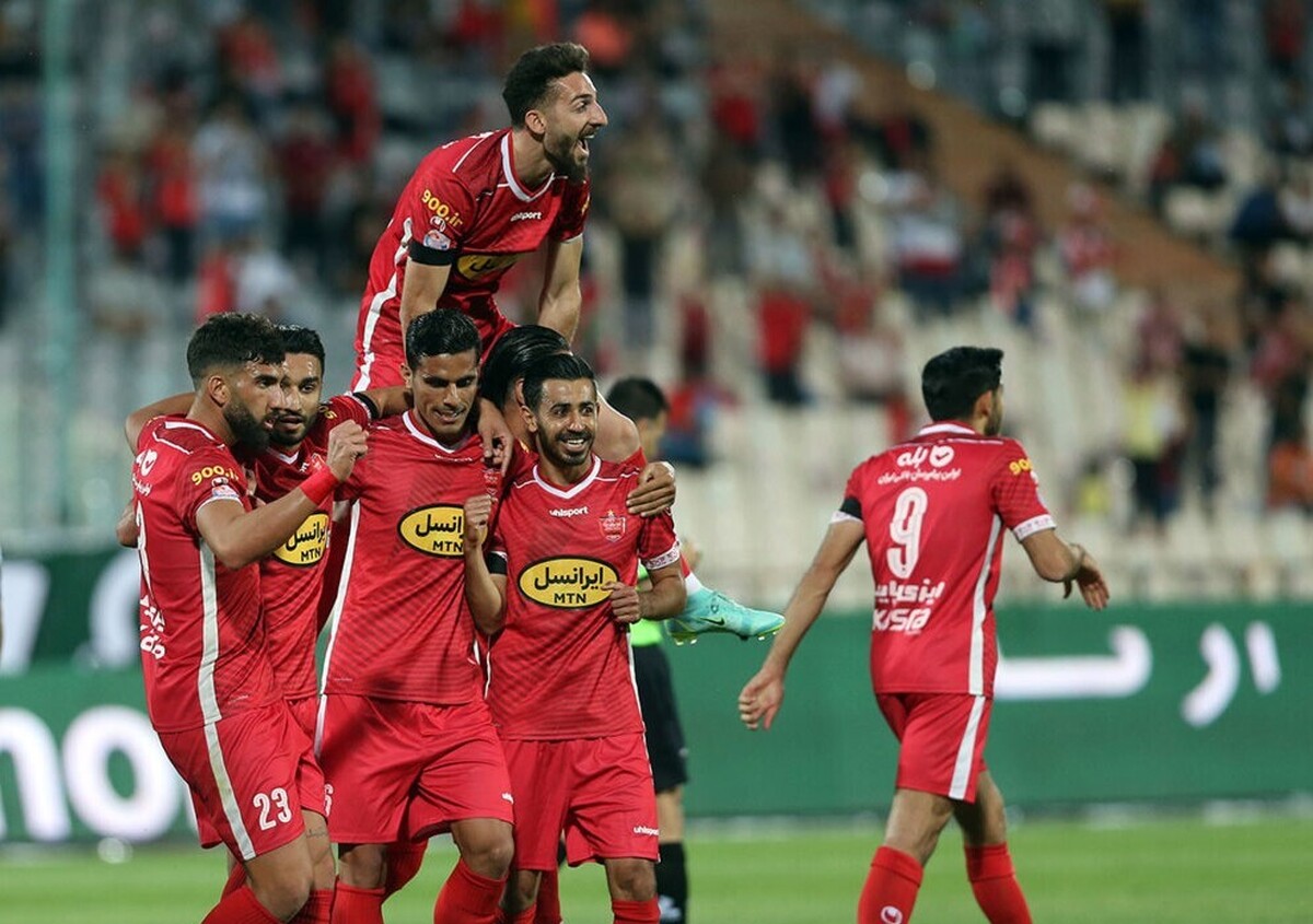 باشگاه پرسپولیس از نفرات خارجی خود فرصت خواست.