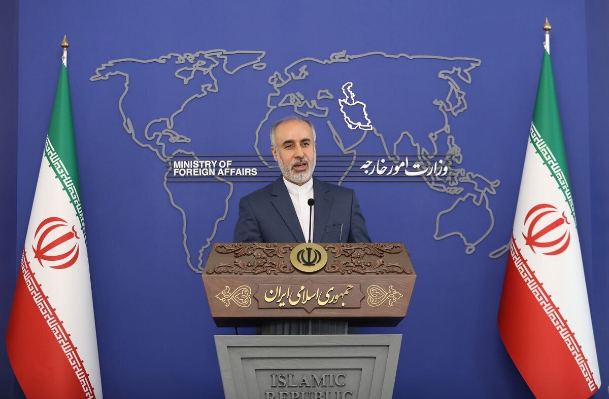 سخنگوی وزارت امور خارجه گفت: پرچمی را که امام راحل برافراشت و انقلابی را که او رهبری کرد و توسط امام حاضر رهبری می‌شود، سرآغاز تحولی جریان‌ساز و ماندگار در مسیر تاریخ بود.