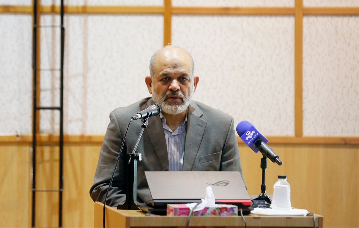 وزیر کشور روز سه شنبه بر ضرورت ساماندهی امور مهاجران خارجی مقیم جمهوری اسلامی ایران تاکید کرد.