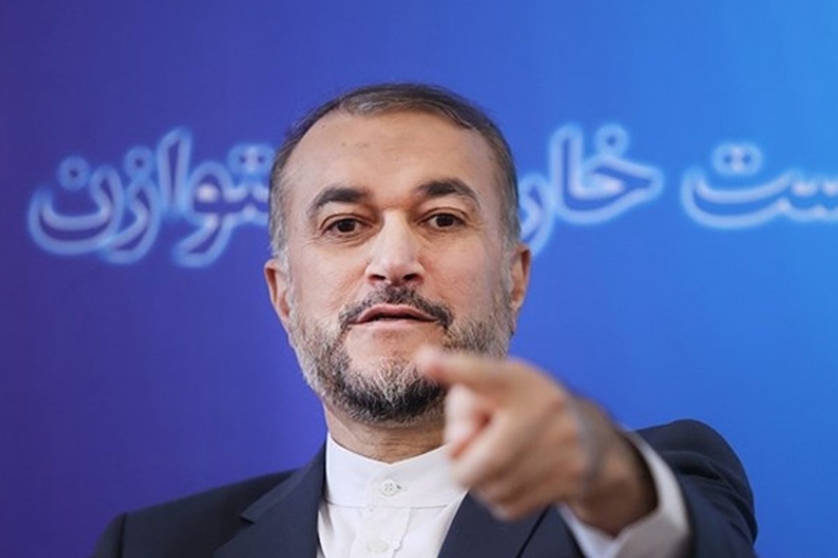 وزیر امور خارجه در پی رونمایی از موشک فتاح گفت: استمرار دیپلماسی عزتمندانه در روابط خارجی همزمان با تقویت اقتدار نظامی و دفاعی، نویدبخش آینده‌ای روشن برای ⁧‫ایران عزیز‬⁩ است.