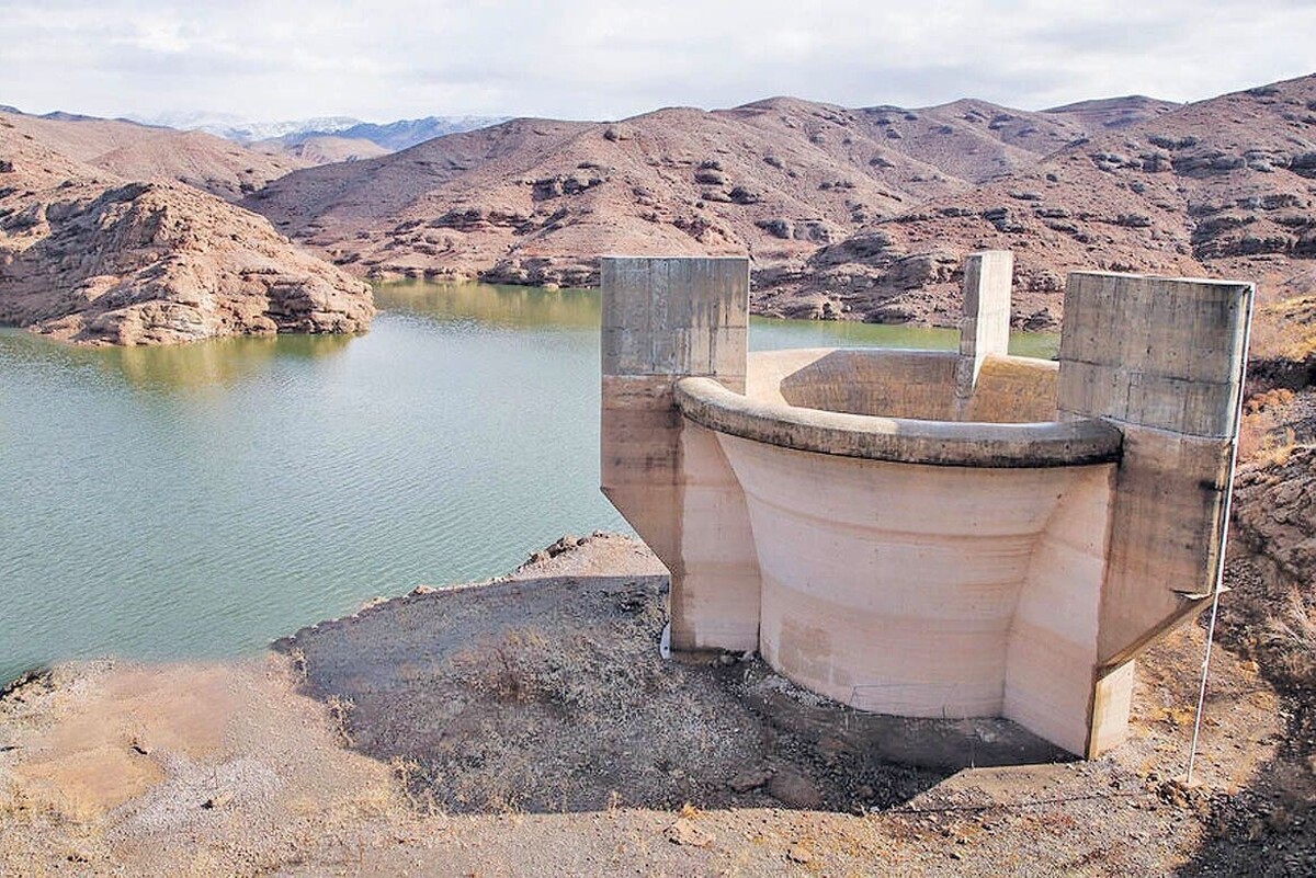 مدیر عامل آب و فاضلاب مشهد گفت: مشهد کماکان جزء بدترین وضعیت بارندگی قرار دارد. از ابتدای سال آبی تا کنون ۸۳ میلی متربارندگی داشته ایم.