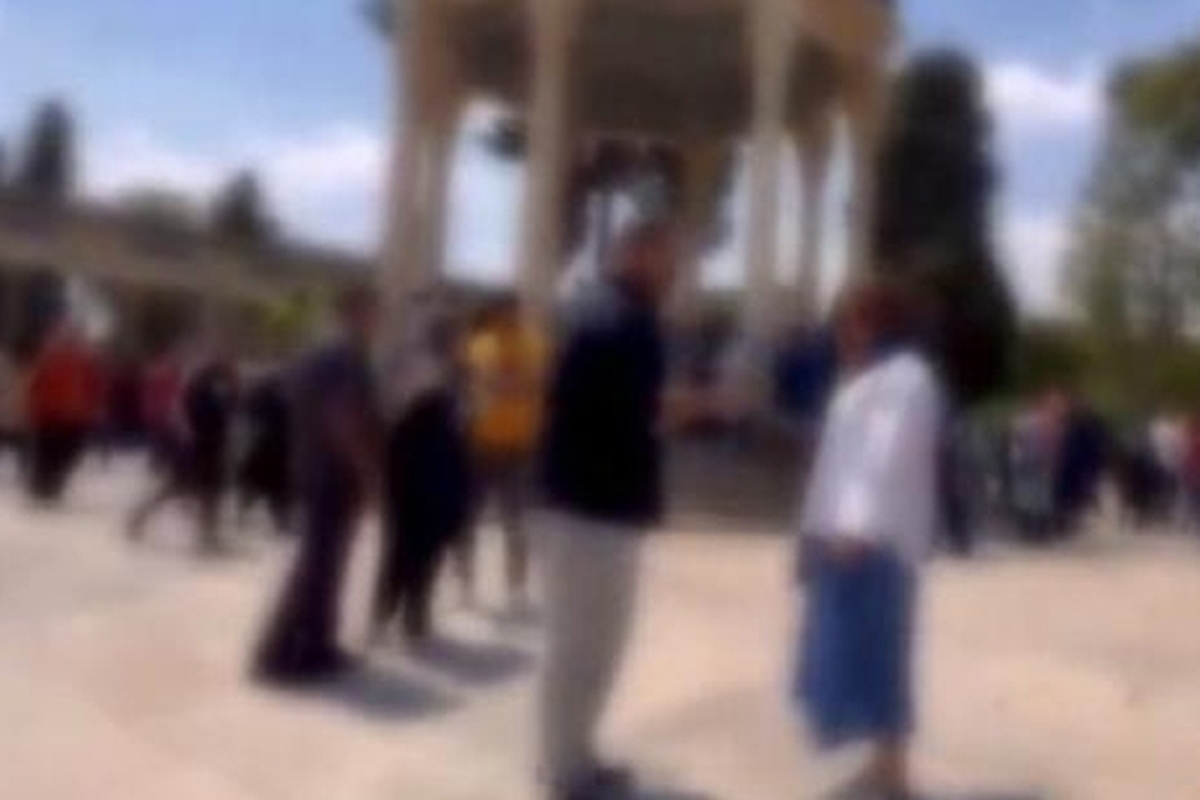 اداره کل روابط عمومی و امور بین الملل استانداری فارس با توجه به مباحث پیش آمده در خصوص مسئله حافظیه شیراز در راستای تنویر افکار عمومی و رفع شبهات متنی به شرح زیر منتشر کرد.