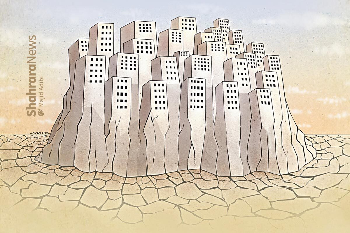 فرونشست در دشت مشهد از حداقل سه سانتی‌متر در اکثر نقاط دشت تا محدوده خطرناک ۱۵ تا ۱۷/۵ سانتی‌متر (شمال‌غرب شهر مشهد) ثبت شده است، این درحالی است که مقدار فرونشست کنترل‌شده در کشور‌هایی همچون ژاپن، ایالات‌متحده و چین یک سانتی‌متر در سال است.