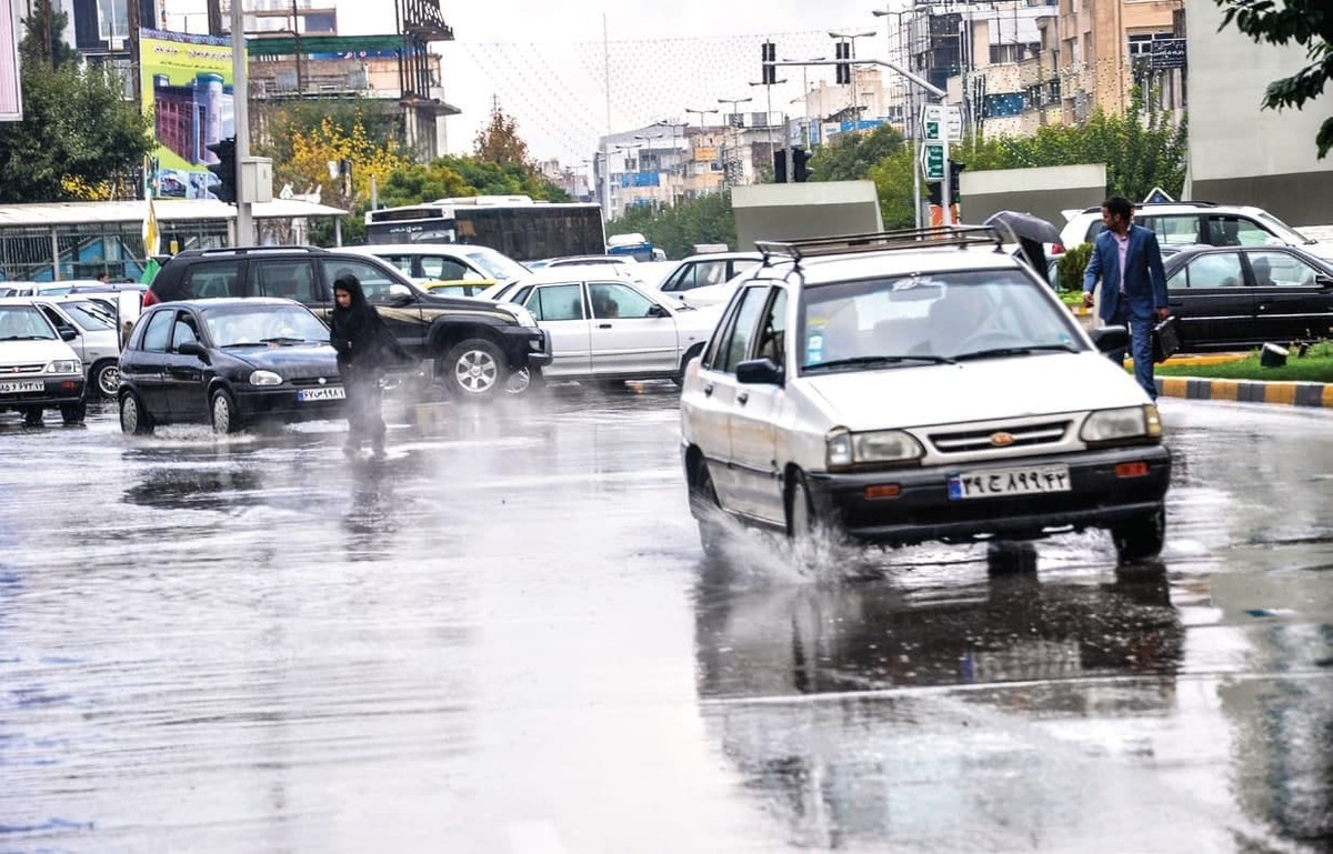 کارشناس پیش بینی هواشناسی خراسان رضوی گفت: بارندگی و افزایش ابرناکی بخش‌هایی از استان را فرا می‌گیرد.