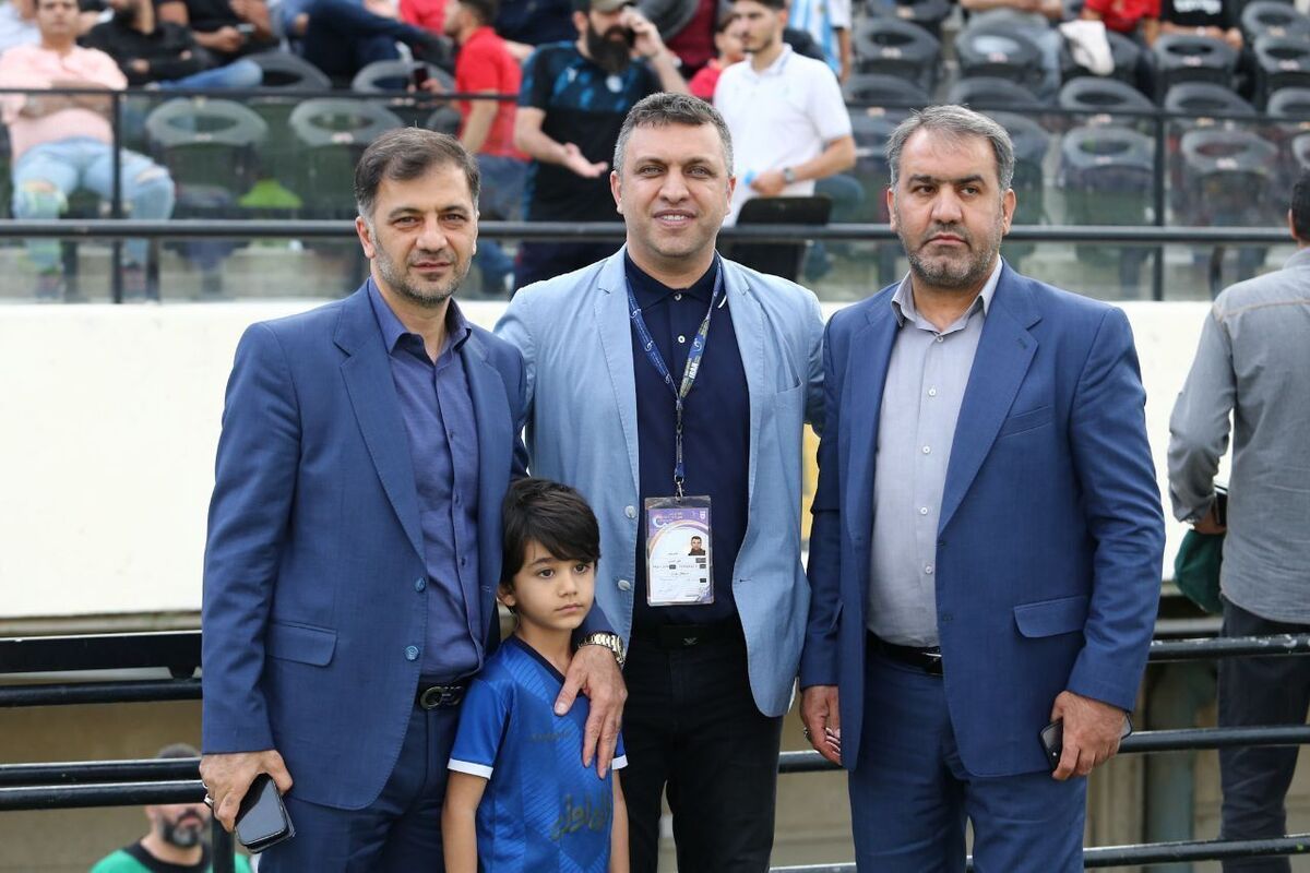 معاون استقلال برکنار می‌شود؟