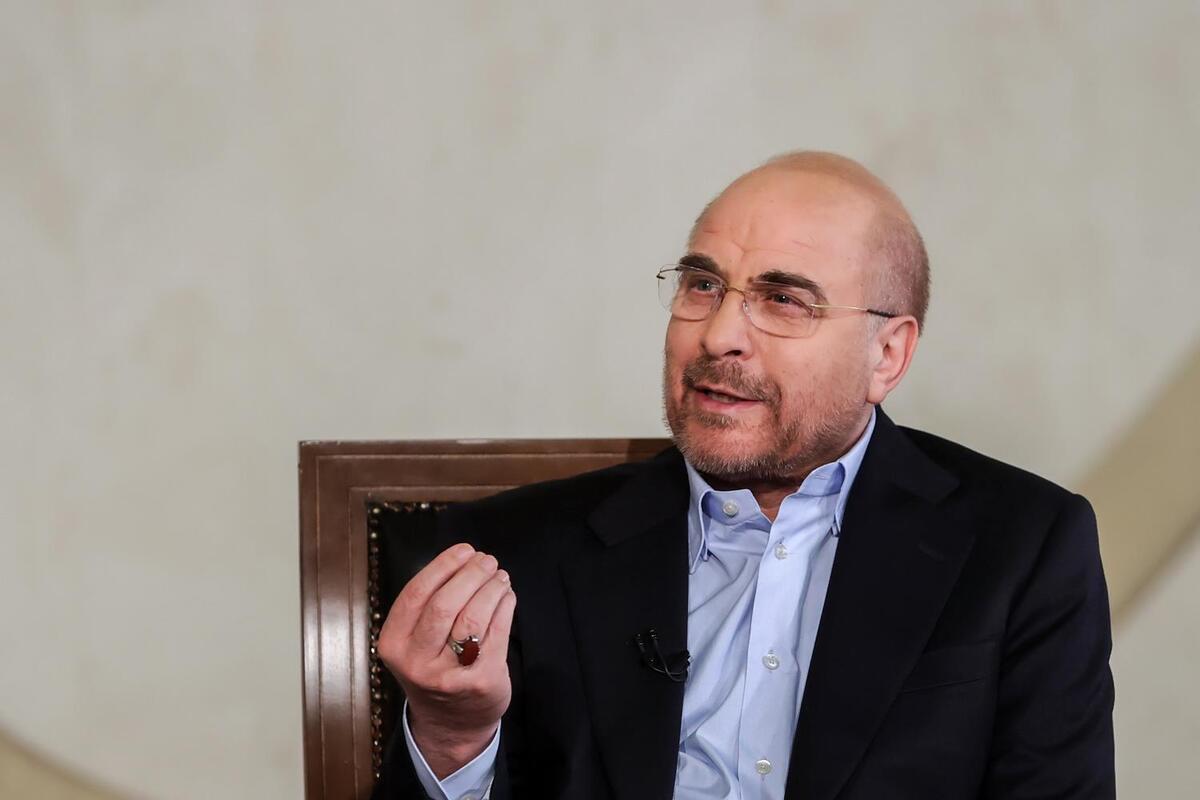 رئیس مجلس ضمن گرامیداشت سالروز فتح و آزادسازی پرافتخار خرمشهر، به تحریم بسیج دانشجویی کشور از سوی اتحادیه‌ی اروپا اشاره کرد و گفت: این تحریم برآمده از کینه‌ی استعمارگران از این نهاد ریشه‌دار است.