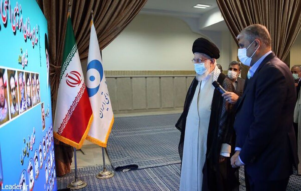 رهبر معظم انقلاب اسلامی صبح امروز (یکشنبه) از نمایشگاه دستاوردهای صنعت هسته‌ای کشور بازدید کردند.