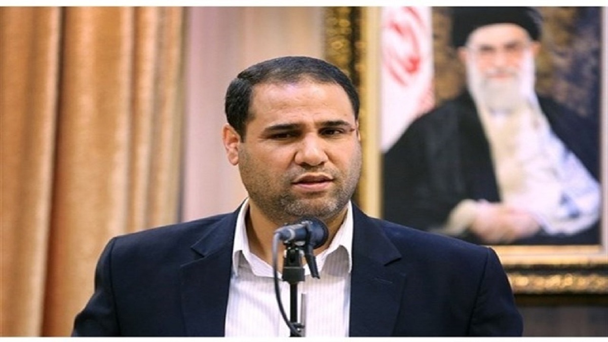 وزیر آموزش‌ و پرورش گفت: باید دانش آموزان براساس علاقه خود یک فعالیت یا کار فرهنگی را انتخاب کنند.