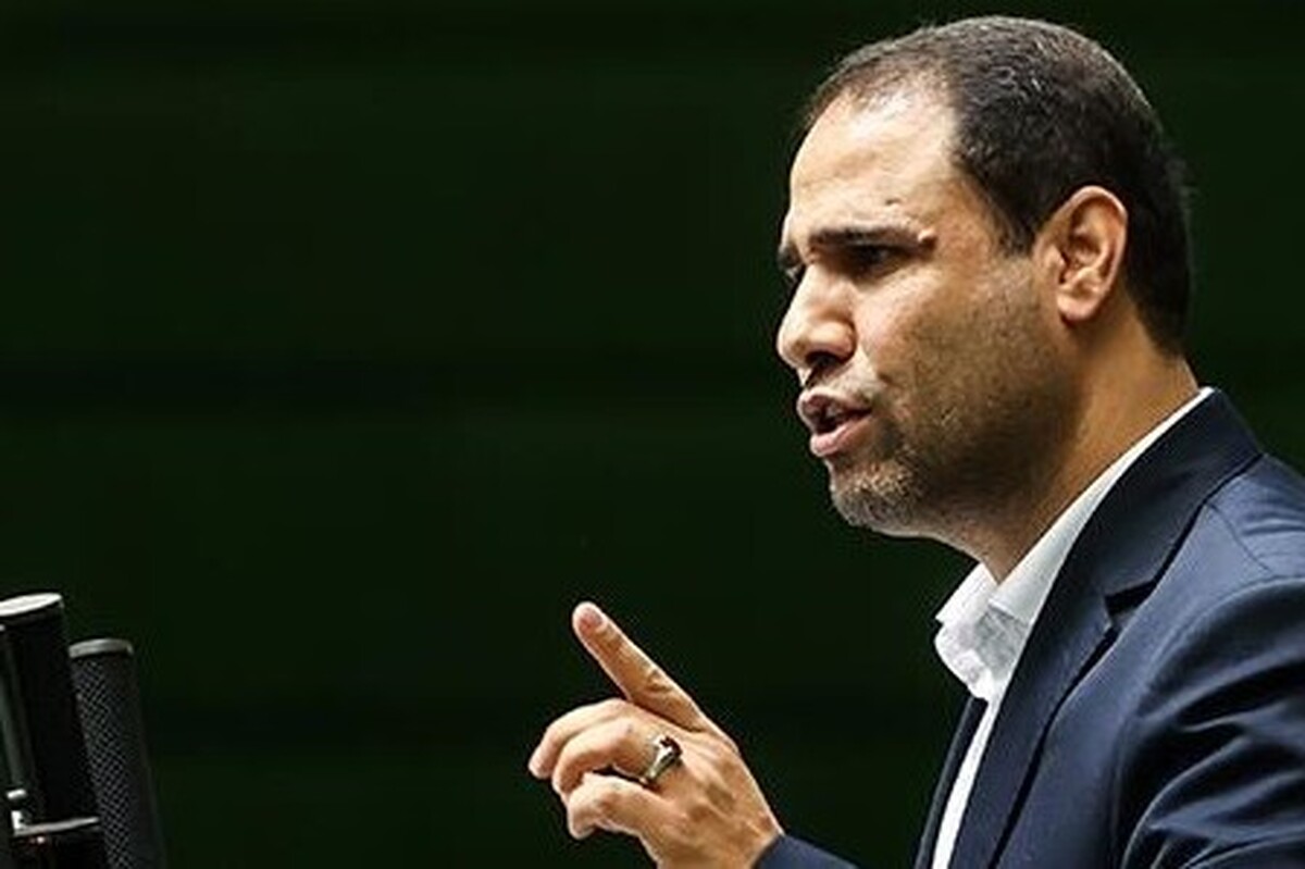 وزیر آموزش و پرورش به سئوالاتی پیرامون ماجرای مصاحبه درباره دربی و تدریس در ۲۰ کشور جهان پاسخ داد.