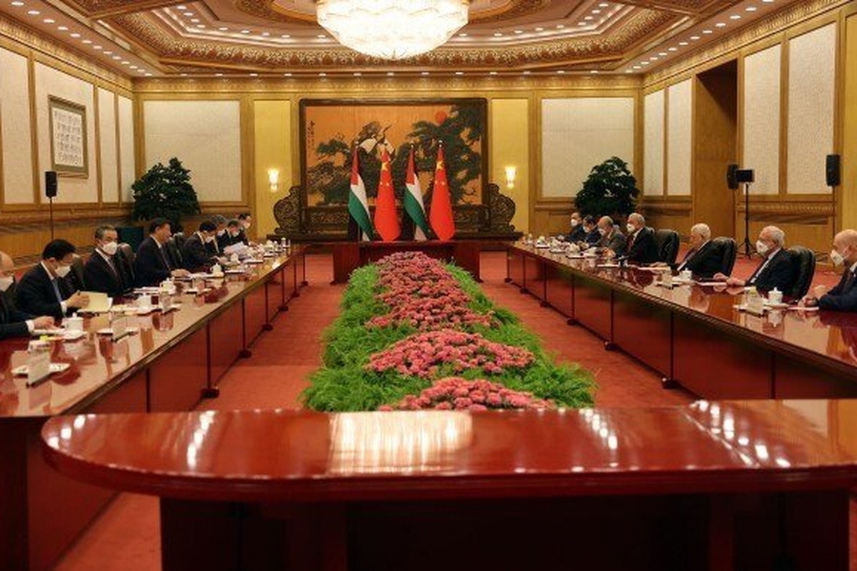 رئیس جمهوری چین در دیدار با رئیس تشکیلات خودگردان فلسطین بر درخواست خود برای عضویت کامل فلسطین در سازمان ملل تاکید کرد.