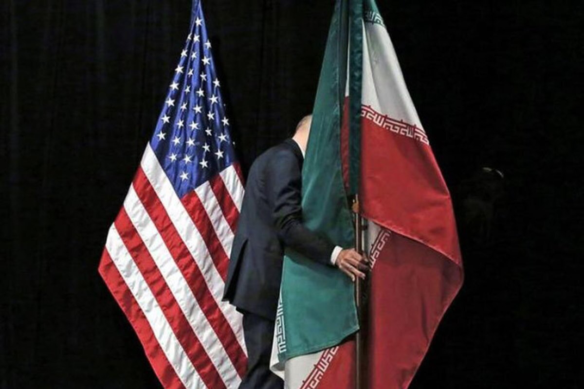 به گفته مقامات سه کشور، دولت بایدن برای محدود کردن برنامه هسته‌ای تهران و آزادی آمریکایی‌های زندانی بی سر و صدا با ایران مذاکره کرده است.