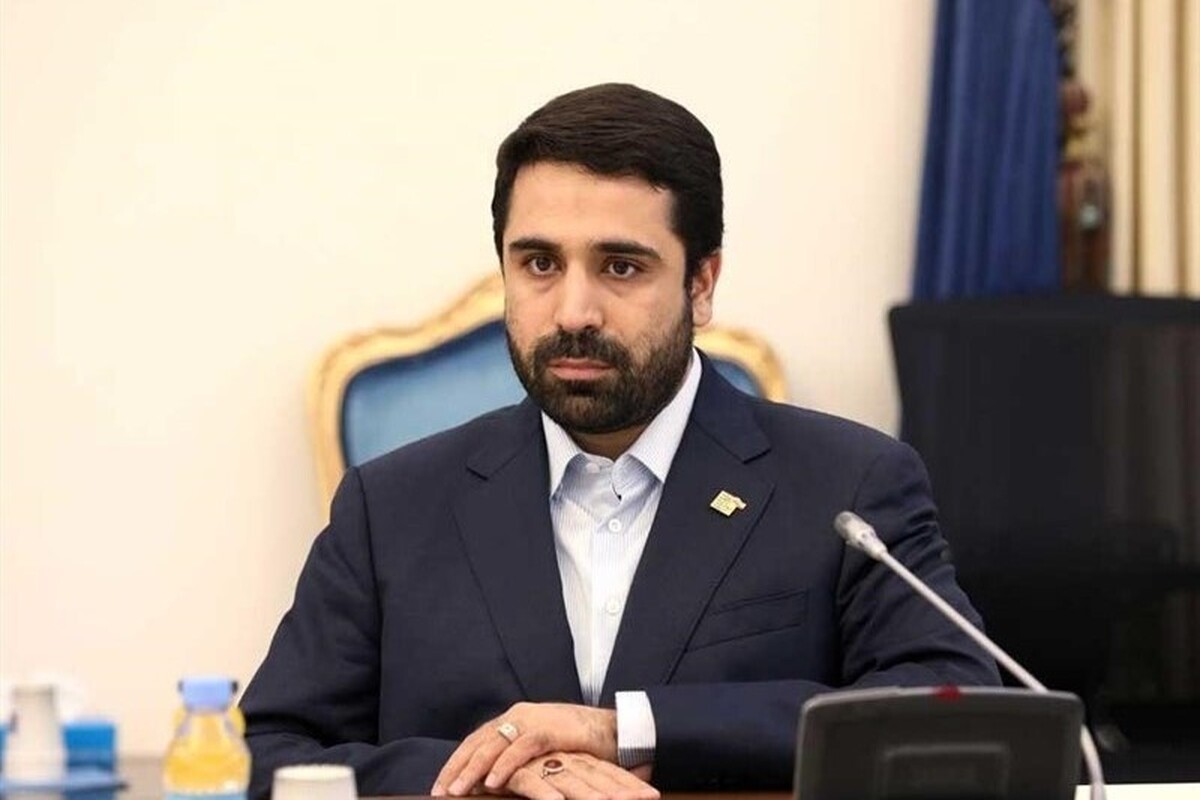 دبیر شورای عالی و رئیس مرکز ملی فضای مجازی کشور اظهار کرد: از ۵۰ سرویس اول و پیشران ارائه‌دهنده خدمات مجازی در کشور مانند اخبار فوری، باد صبا و...، ۱۱ سرویس در خراسان رضوی فعالیت می‌کنند که در تلاشیم تعداد این سرویس‌ها در آینده‌ای نه‌چندان دور افزایش یابد.