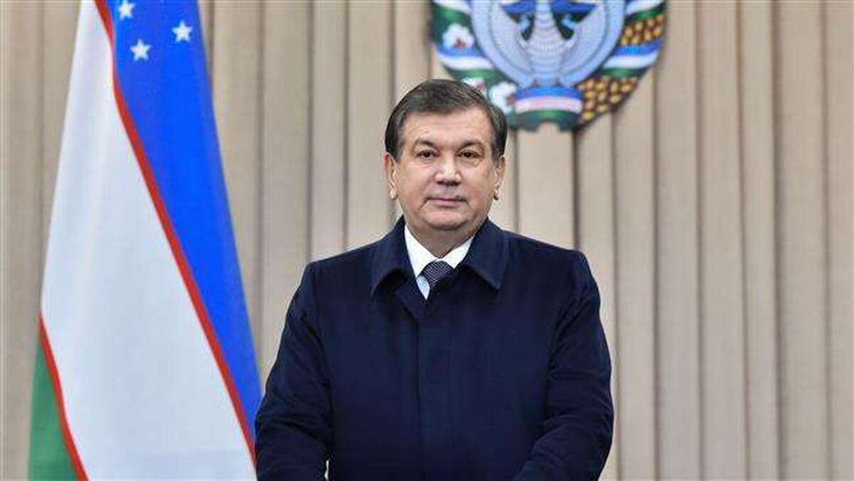 رئیس‌جمهور ازبکستان دقایقی پیش وارد تهران شد.