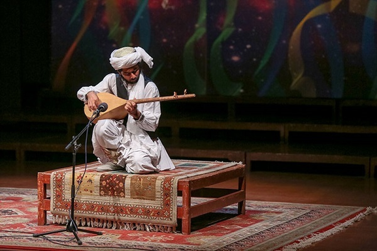 معاون هنری اداره کل فرهنگ و ارشاد اسلامی خراسان رضوی از درگذشت هنرمند پیشکسوت عرصه موسیقی مقامی و آئینی استان، استاد «علی‌اکبر دلنواز» در تربت‌جام خبر داد.