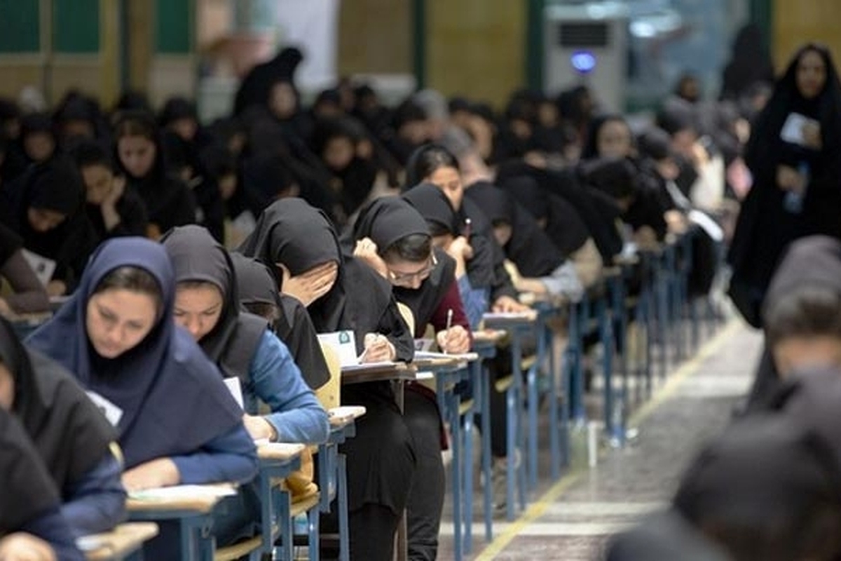 رئیس مرکز وکلا، کارشناسان رسمی و مشاوران خانواده قوه قضائیه از تمدید ۳ روزه مهلت ثبت نام در آزمون وکالت این مرکز خبر داد.