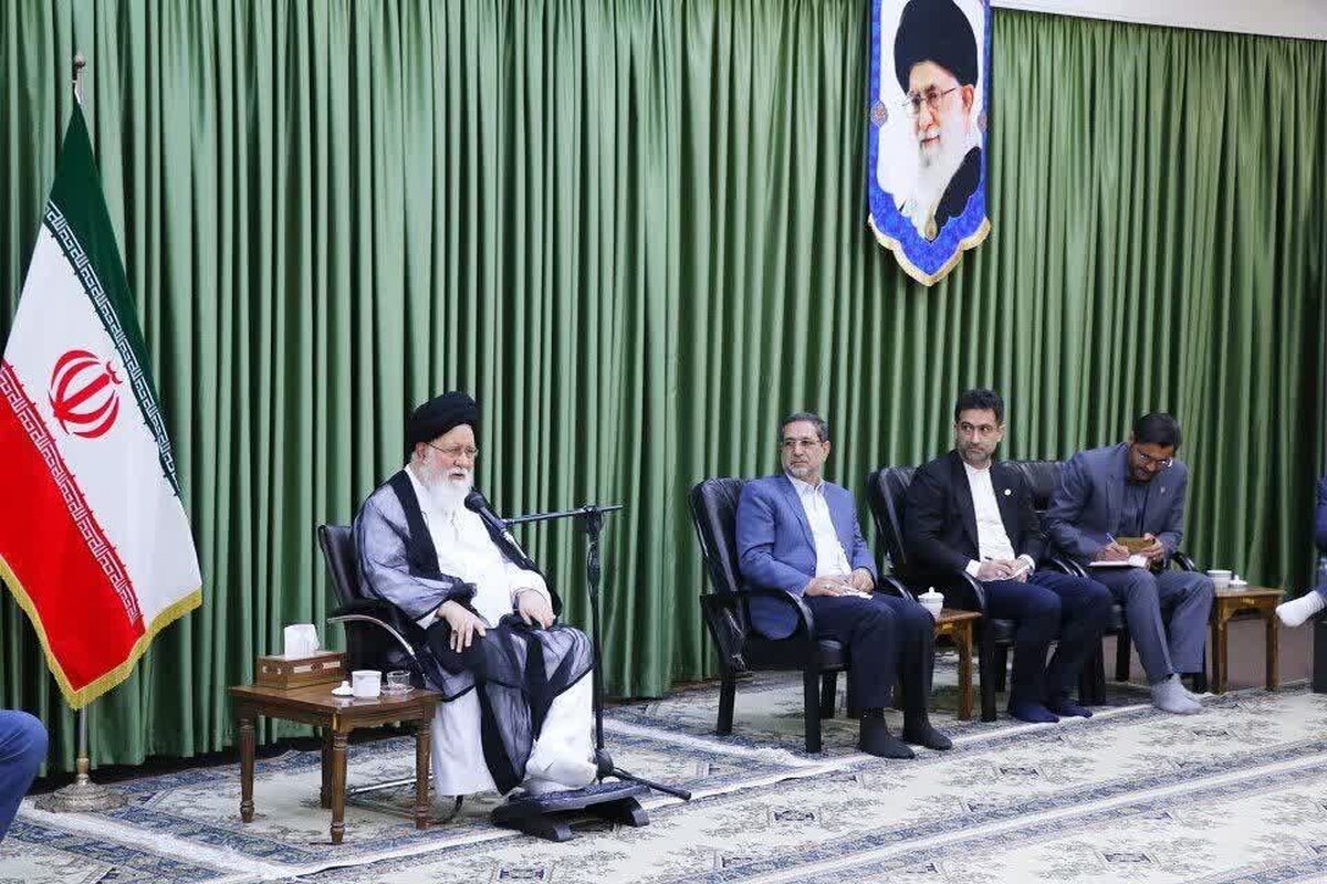 آیت‌الله علم‌الهدی: تقویت روحیه دین‌داری در دانشگاه، رسالت راهبردی بسیج اساتید | شهید چمران، الگوی همه اساتید و نخبگان دانشگاهی است