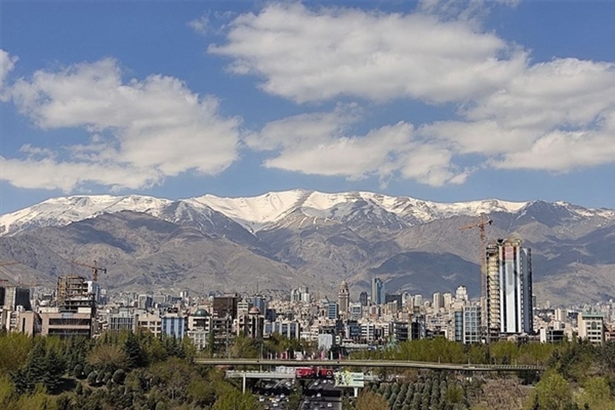 با مصوبه شورای پول و اعتبار سقف وام خرید مسکن از محل اوراق حق تقدم برای زوجین تهرانی به ۸۰۰ میلیون تومان افزایش یافت که با احتساب وام تعمیر این وام ۹۶۰ میلیون تومان می شود.