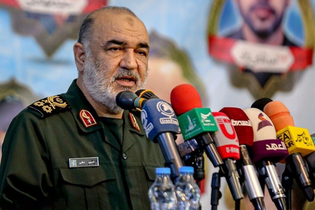 فرمانده کل سپاه پاسداران با بیان اینکه ملت ایران تمام فشار‌ها را خنثی کرده است، تاکید کرد: چه کسی امروز می‌تواند از واردات و صادرات جلوگیری کند، هیچ‌کس؛ همچنین امن‌ترین خطوط کشتیرانی متعلق به ماست.