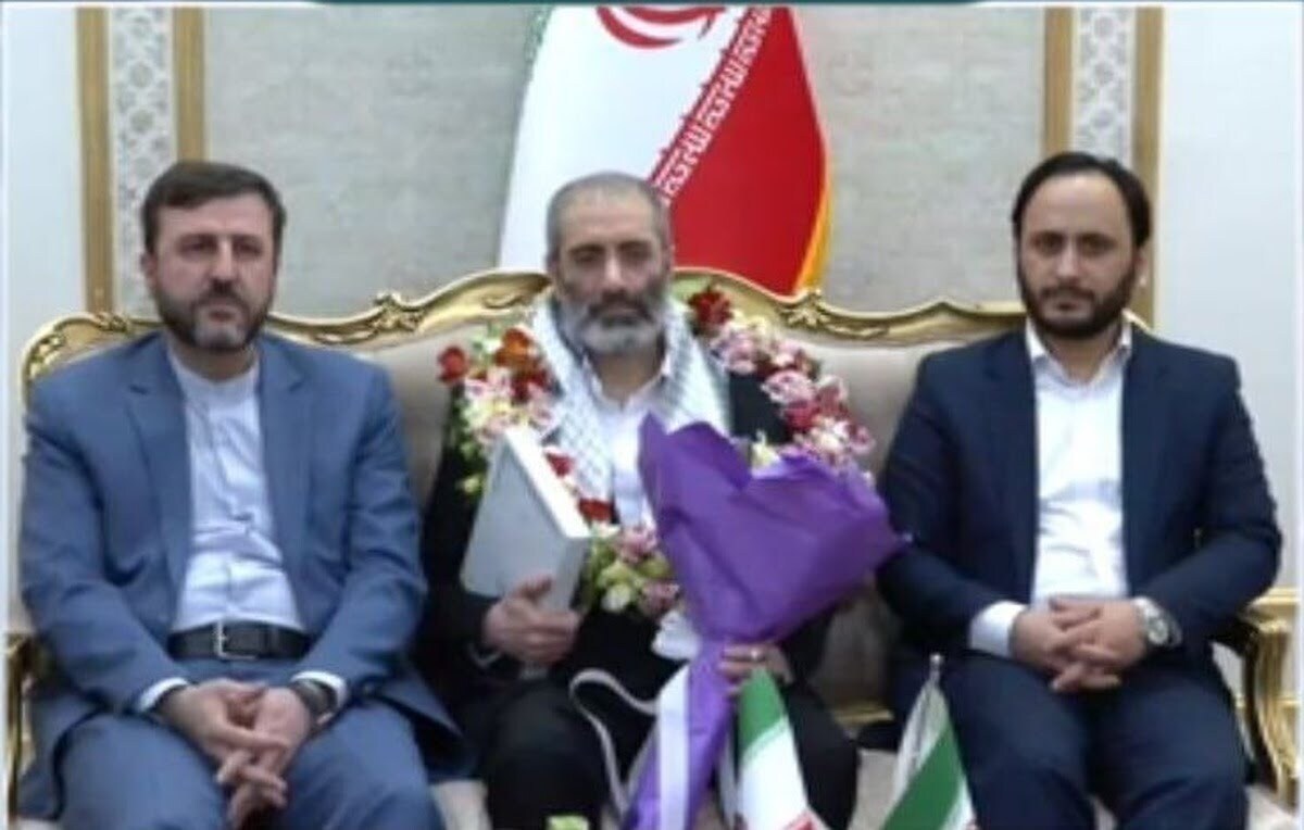 دیپلمات ایرانی که ۵ سال در کشورهای آلمان و بلژیک بازداشت بود، به کشور بازگشت.