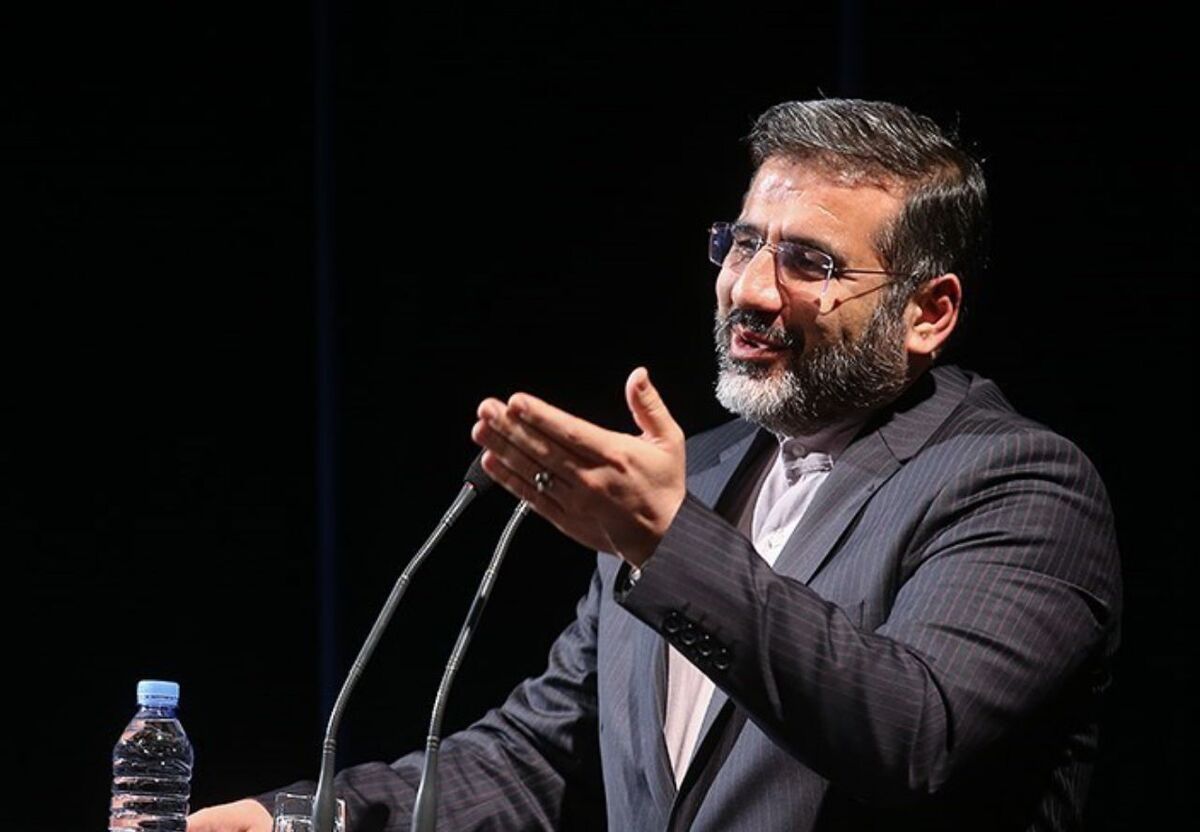 وزیر فرهنگ و ارشاد اسلامی با بیان اینکه در بحث نمایش خانگی صداوسیما مرجع صدور مجوز است، گفت: امیدواریم با ممیزی‌های صورت‌گرفته در آینده شاهد رفع موضوعات فعلی در این بستر باشیم.