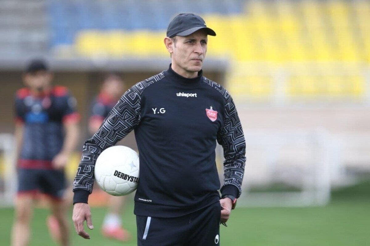 سرمربی پرسپولیس پیغام شاگردانش را به مدیرعامل باشگاه رساند.
