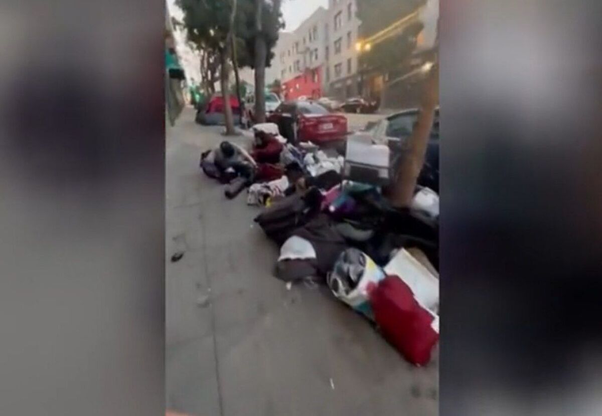 ویدئویی در فضای مجازی منتشر شده که نشان می‌دهد خیابان‌های سانفرانسیسکو در ایالت کالیفرنیا مملو از زباله است.