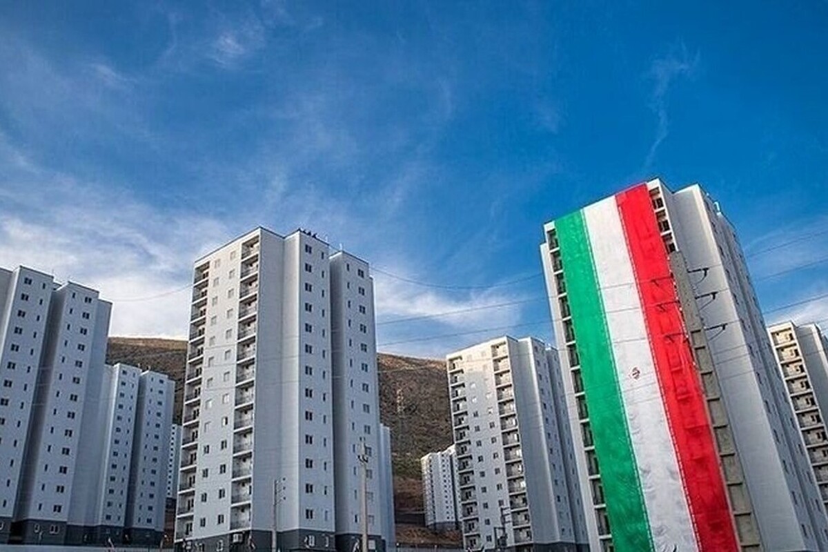 سرپرست اداره کل راه و شهرسازی خراسان رضوی گفت: تاکنون ۴۲۸.۸۰۰ نفر در سامانه ثمن ثبت نام کرده‌اند که از این تعداد، ۱۱۲.۷۲۴ نفر به مرحله تأیید نهایی رسیده‌اند.