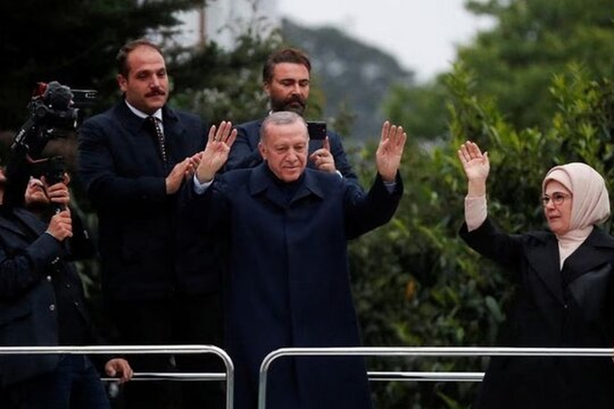 شبکه خبری سی ان ان ترک، اردوغان در انتخابات امروز توانسته حدود ۵۲ درصد رای به دست آورد. در مقابل قلیچداراوغلو هم به بیش از ۴۷ درصد رای دست یافت.