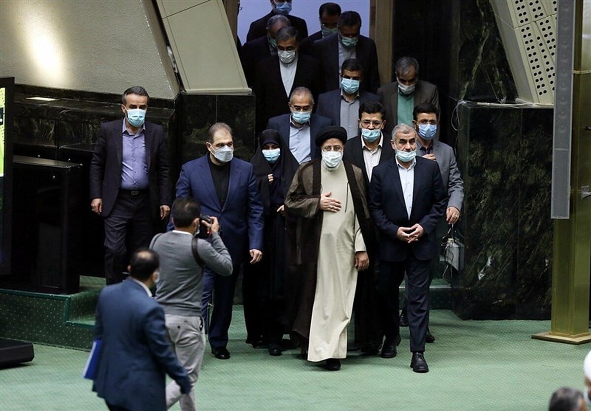معاون پارلمانی رئیس‌جمهور گفت: لایحه برنامه هفتم روز گذشته نهایی شد و ۲۱ خرداد تقدیم مجلس می‌شود. ­