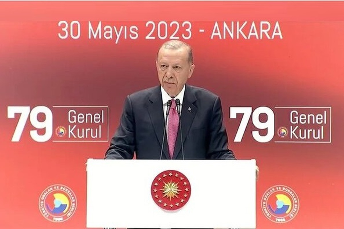 اردوغان خود را شهروندی خواند که به اراده ملی اعتماد دارد و گفت که درایت در ترکیه بر مهندسی سیاسی غلبه کرد.